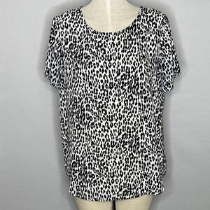 Chelsea & Theodore Leopard Print Short Sleeve Tunic Top - Size Large